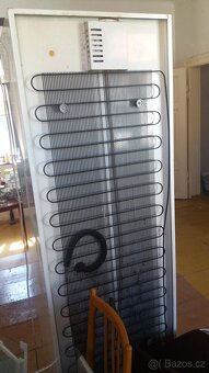 Prodám prosklenou lednici - 3