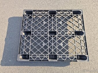 Plastové palety - 3