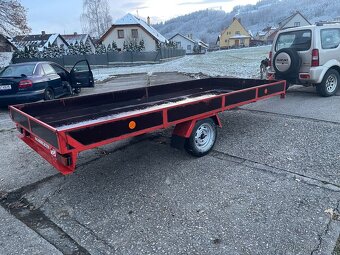 Brzděný přívěs za auto - 3