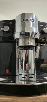 DeLonghi EC820.B - 3