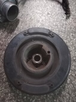 Transporter T4 díly motoru - 3