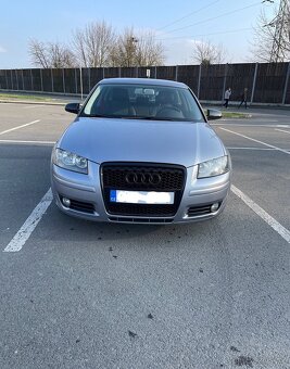 Audi A3 8P1 1.6i, 225 000 km, 1. majitel v ČR, NEPOJÍZDNÉ - 3
