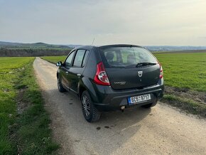 Dacia Sandero 1.4 i 114tis km ,klima elektrická okna central - 3