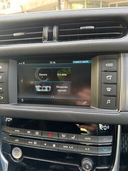 Jaguar XF 2.0d 2015 - 3