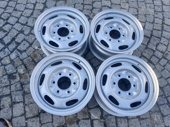 Kovové disky na pickup 15" - 3