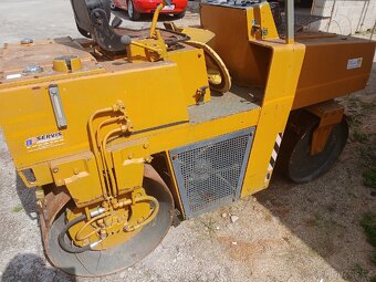 Válec Bomag BW 101 AD - 3