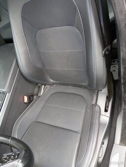 Jaguar XE 2.0D 2016 nepojizdne - 3