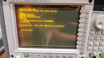 Dynamický signální analyzátor Agilent 35670A - 3