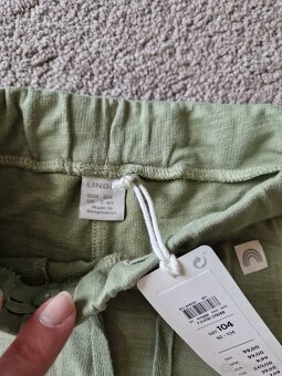 Kraťasy Lindex vel 104 - 3