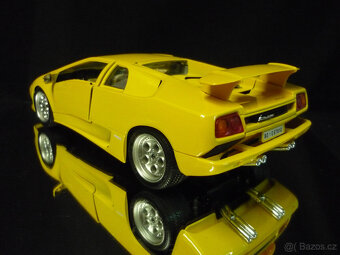 Lamborghini Diablo žluté Bburago 1/18 - 3