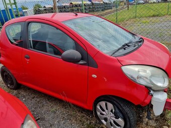 CITROEN C1 ČERVENÝ - 3