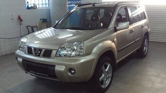 Nissan X-TRAIL 2,5 benzin - 3