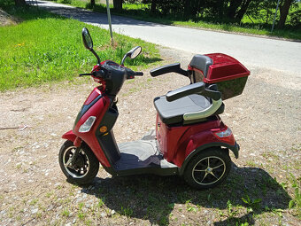 elektriský skůtr pro seniory SELVO 31000 - 3