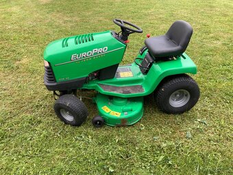 Zahradní traktor John Deere - Euro Pro - 3