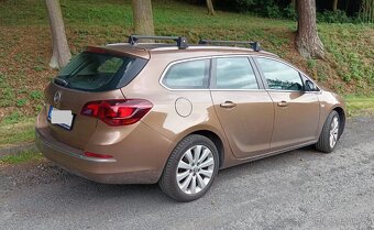 Opel Sports TOURER - 3