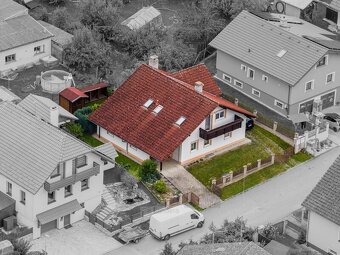 Prodej atraktivního a prostorného RD, s plně upraveným pozem - 3