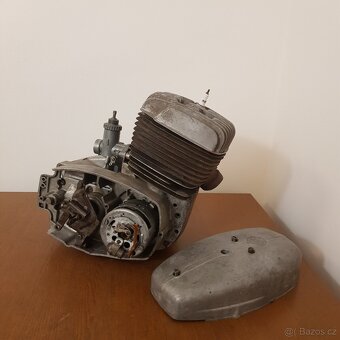 ČZ 175/477 - Motor - 3