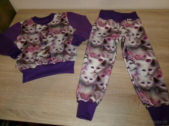 Nová tepláková souprava kočičky vel.110 - 3