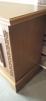 Rustikální komoda středně tmavý dub - 3