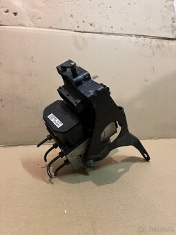 Jednotka ABS Subaru Legacy / Outback BH - 3