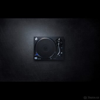 Technics SL-1210GR turntable - 3