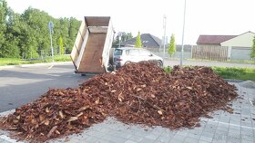Volně ložená Modřínová mulčovací kůra - 3