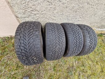 Zimní Nokian WR SUV4 275/45 R20 110V - 3