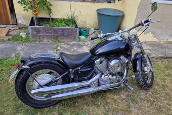 Yamaha XVS 650 DragStar Bobber - 3