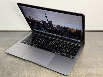MacBook Air 13'' 2020 / M1 / 16GB / 256GB SSD / Space Gray - 3