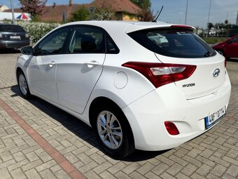 Hyundai i30 1.4 - 1.majitel, původ ČR, vyhřívaný volant - 3