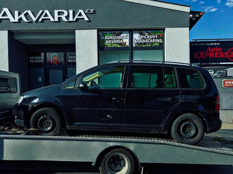 Vůz na náhradní díly VW Touran 1T1 2006 BMM HXT LC9X - 3
