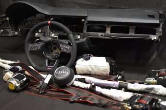 Palubní deska Airbag řidiče bezpečnostní pás spolujezdce - 3