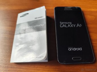 Mobilní telefon Samsung A3 - 3