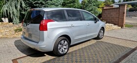 Peugeot 5008 1,6Hdi 82kW, M6, 3/2012. 98000km - 3