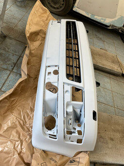 NOVÝ Přední nárazník VW T5.1 Multivan - 3