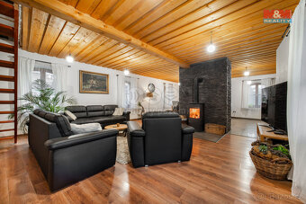 Prodej rodinného domu, 2511 m², Polička - Lezník - 3