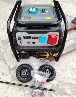 Elektrocentrála BACKHERF B2590XV8 - 3