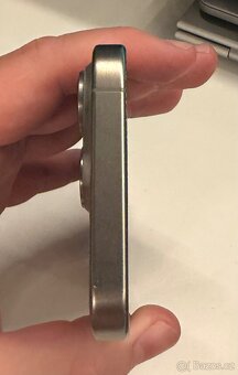 Apple iPhone 15 Pro 128Gb přírodní titan - 3