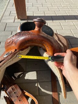 Westernové zdobené sedlo - 3