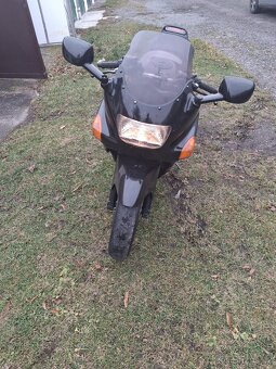 Kawasaki zzr600 - 3