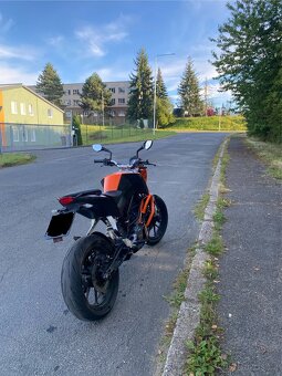 Ktm duke 125 - 3