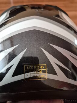 Nová přilba - helma vel. 56 (S) - 3