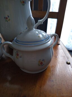 Keramika set konývka na čaj , kávu,cukřenka ,mléčenka - 3