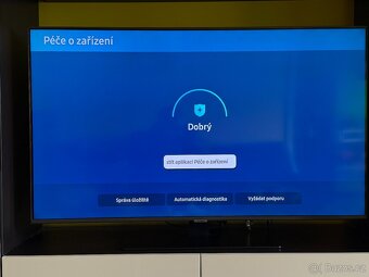 Samsung 49" QLED 4K TV Q80T (2020) - 3