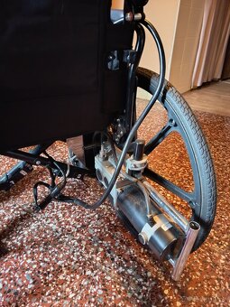 Elektrický invalidní vozík - 3