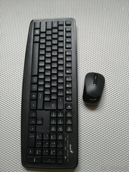 Bezdrátová myš a klávesnice Genius - 3