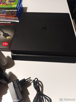 Playstation 4 Slim - 3