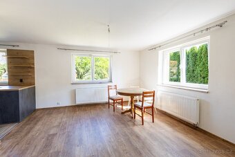 Prodej, rodinný dům 6+1, 1222 m² - Týček - 3