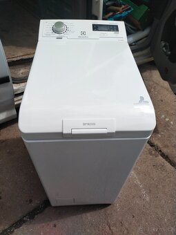Prodám vrchni dig.pračku zn.Electrolux-6kg----DOVEZU--BRNO-- - 3