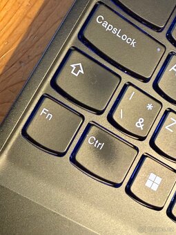 Lenovo ThinkPad E15 G4 15,6" IPS FHD i5 16G 512G MX550 DPH - 3